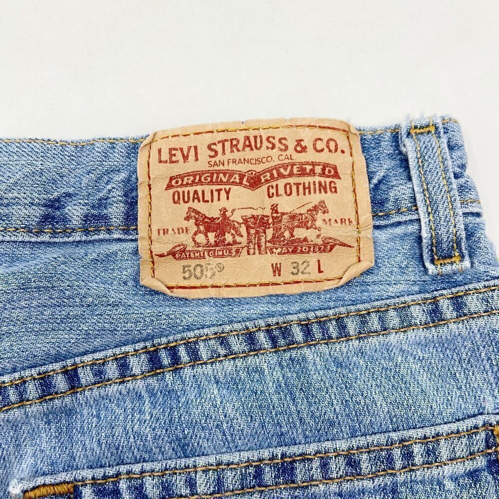 LEVI'S | Distressed Denim Cut-Off Shorts - Picture 7 of 9
